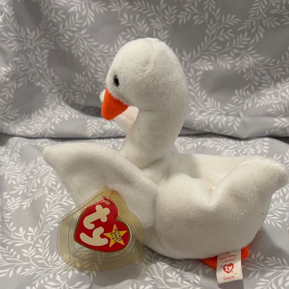 Ty Beanie Babies Gracie Rare tag errors